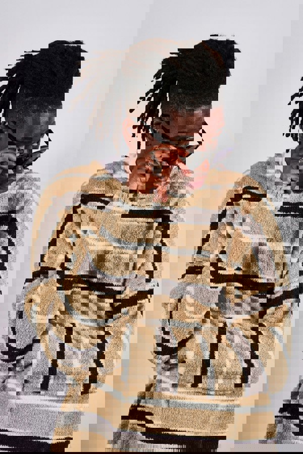 SVNX Classic Rounded Wayfarer Style Sunglasses