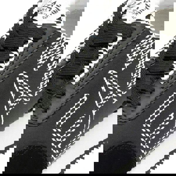 EA7 Black & White Vintage Men's Black/White Trainers