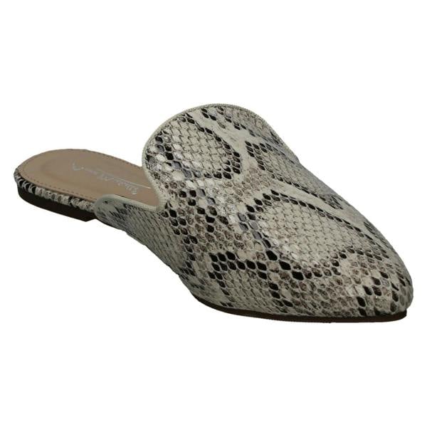 Anne Michelle Ladies Anne Michelle Closed Toe Mules F80451
