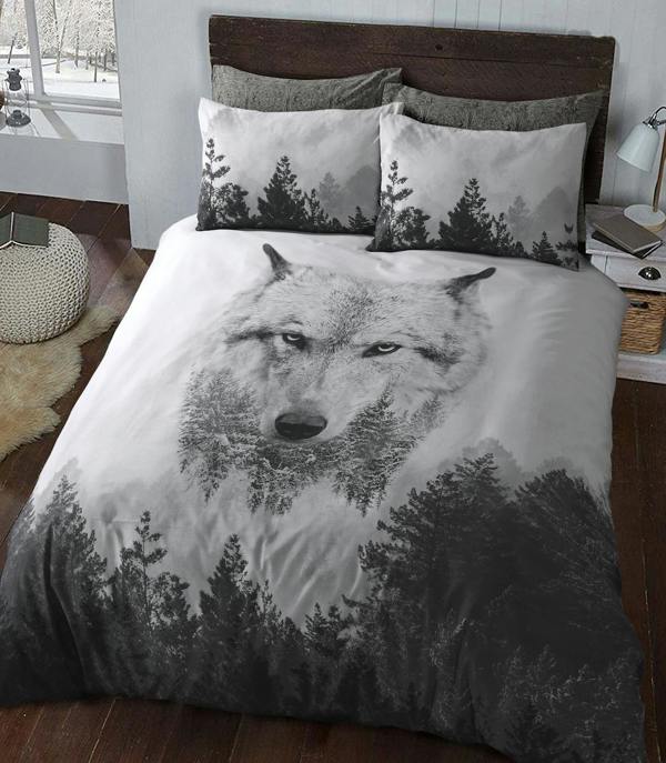 Smart Living Reversible Polycotton Wolf Panel Duvet Cover and Pillowcase Set