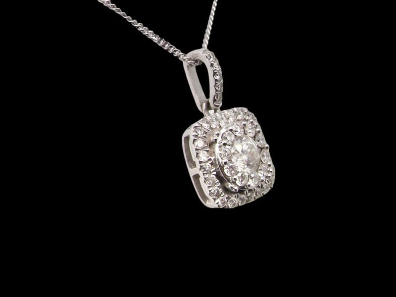 Vintage Tom A white gold Diamond Pendant