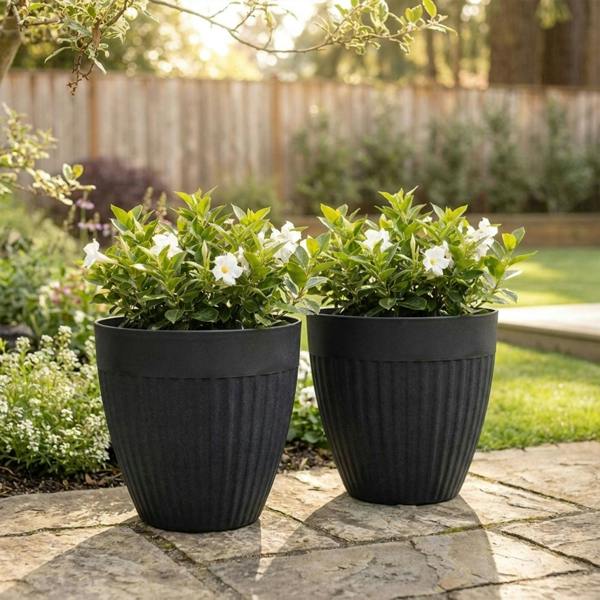Nicoman Madison Black Ribbed Recycled Rubber Plant Pot