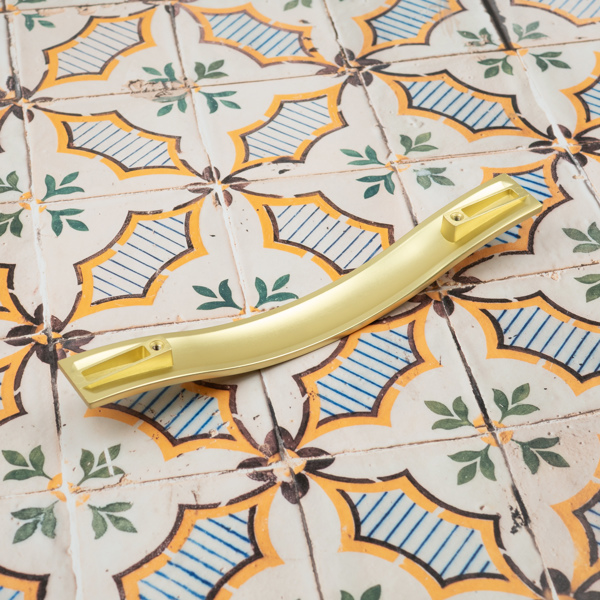 Handle & Home 160mm Brushed Brass Strap Handle