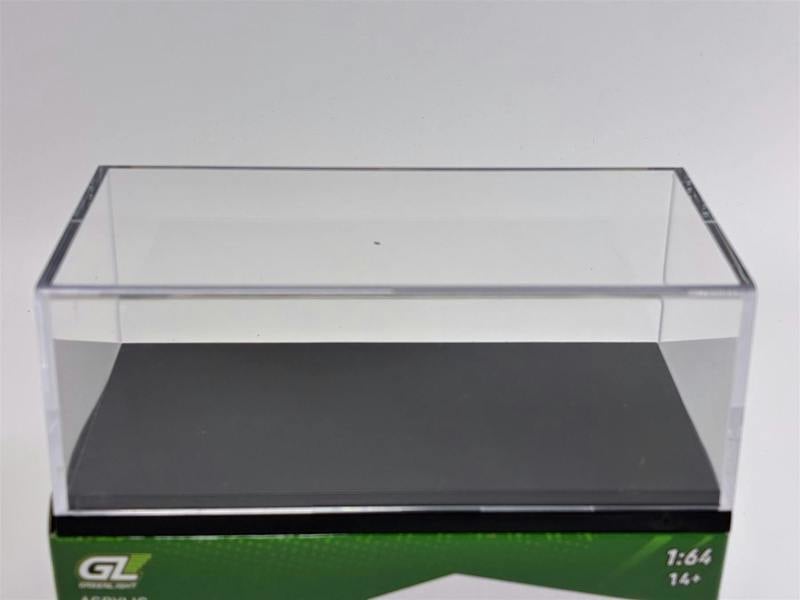 a clear plastic box with a clear lid