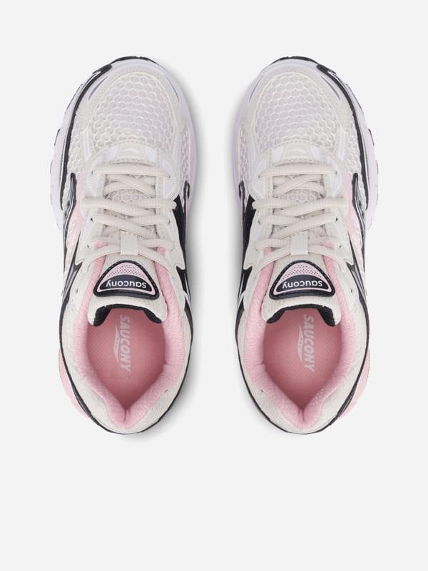 Saucony Girls OMNI 9 Trainers in Pink