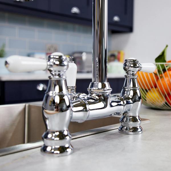 Flode klas | Traditional Bridge Style 3 in 1 Instant Boiling Tap | White Ceramic Levers | Polished Chrome Finish