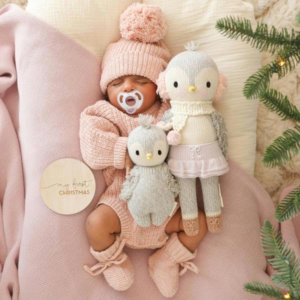 cuddle+kind - Christmas Signature Collection - Skylar the Penguin