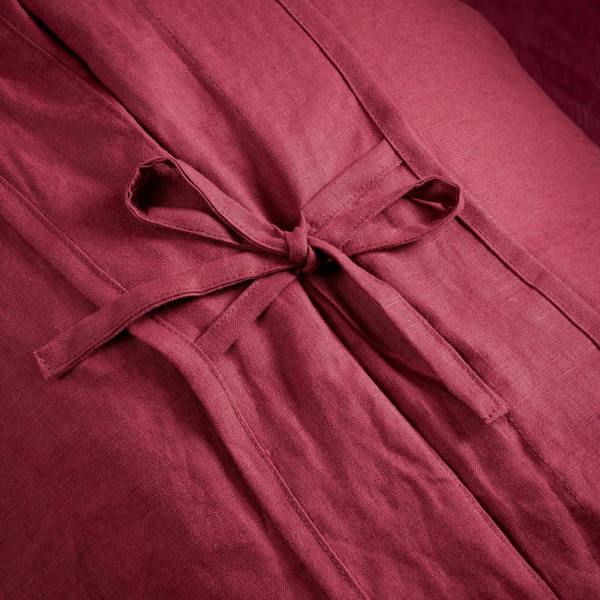 Raspberry French Linen Bed Set Superking - breathable, natural, close-up detail 1 | Soak and Sleep