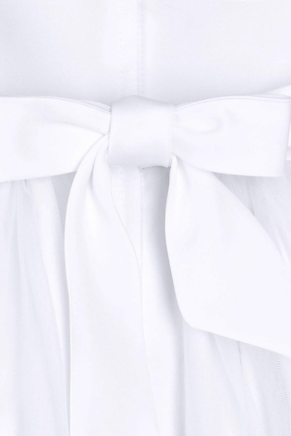 Close-up of a white fabric with folds