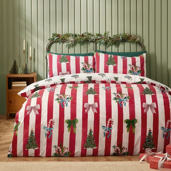 Catherine Lansfield Christmas Stripe Reversible Duvet Cover Set Red