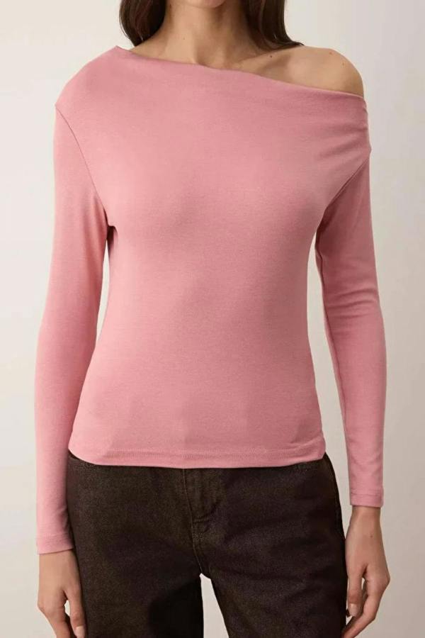 Hoxton Gal Plain Premium Soft Fabric Fitted Knit Blouse with Boat Neck