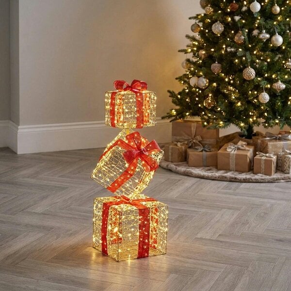 Garden Greatness Lit Golden Elegance Twist 3 Parcel Stack