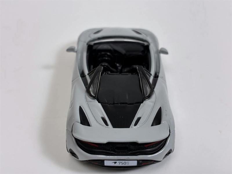MCSlots McLaren 750S Spider Cirrus Grey LHD 1:64 Scale Mini GT MGT00973L