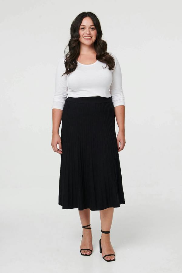 Black | Curve High Waist Pleated Knit Midi Skirt