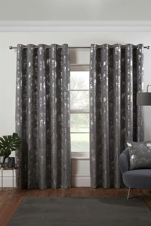 Sundour Osaka Metalic Velvet Fully Lined Eyelet Curtains