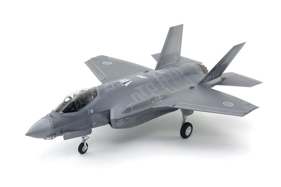 Tamiya Lockheed Martin F-35B Lightning II (1:48 Scale)