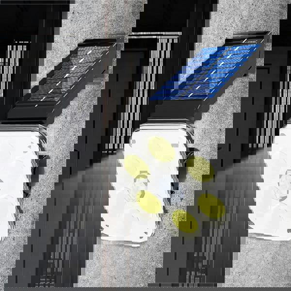 St Helens Solar Powered Outdoor PIR with Adjustable Light