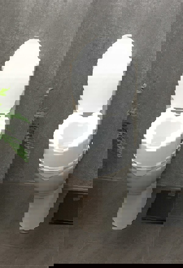 Aidapt 6 Inch Raised Toilet Seat lid