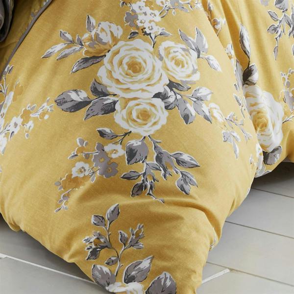 Catherine Lansfield Canterbury Duvet Cover Set - Ochre