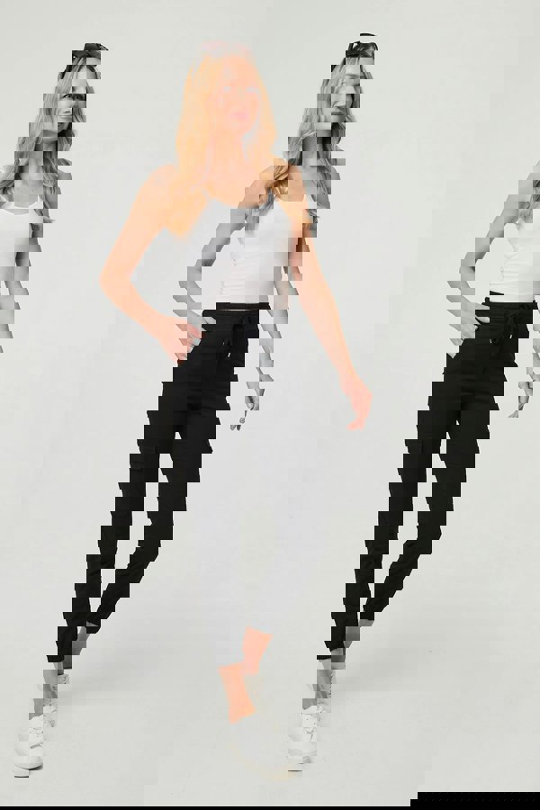 Black | High Waist Slim Fit Cropped Cargo Pants
