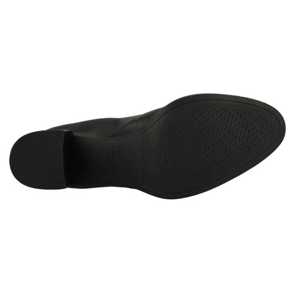 Clarks Ladies Clarks Slip On Block Heeled Court Shoes Freva55 Court