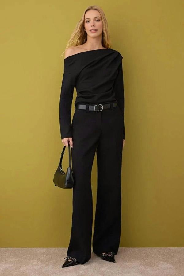 WOVCOR Asymmetrical Collar Knit Blouse with Drape Detail