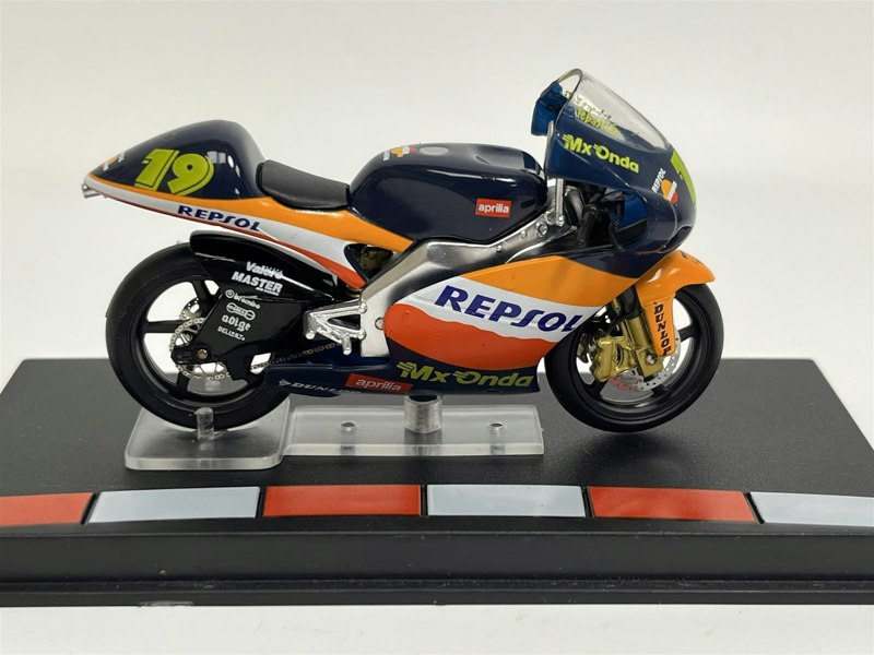MCSlots Sebastian Porto Aprilia RSW250 2004 Moto GP Diecast Model 1:24 Scale  MC22