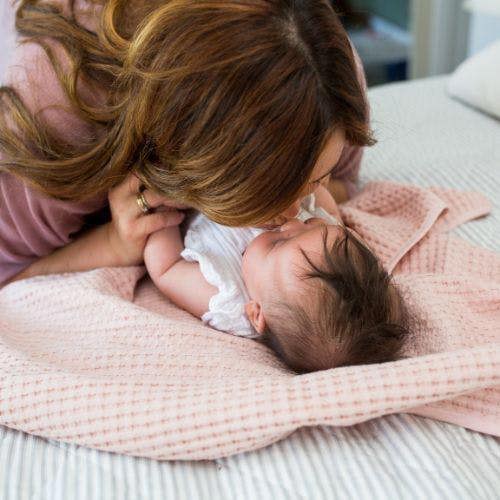 Lulujo - Waffle Blanket - Ballet Slipper