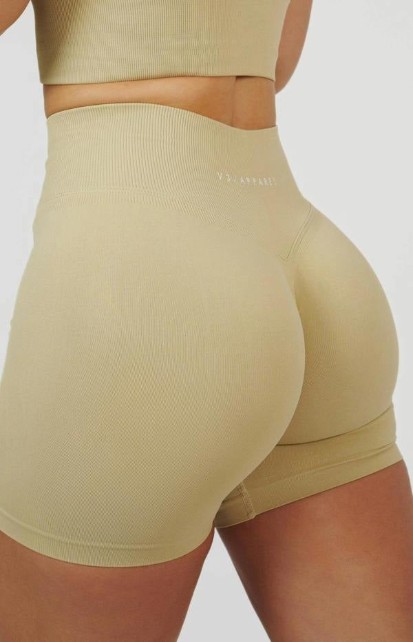 V3 Apparel Form Seamless Scrunch Shorts & Sports Bra Set - Light Camel