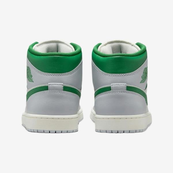 Nike DQ8426-142 Sneakers   in  White
