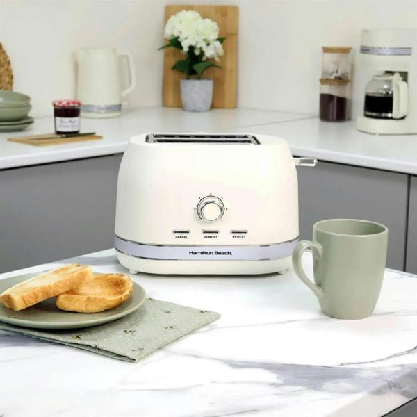 Hamilton Beach Ella 2 Slice Toaster - Matte Latte