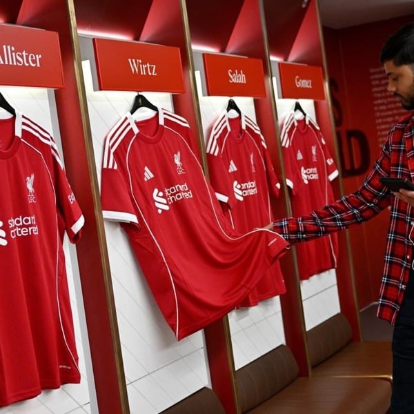 Virgin Experience Days Liverpool Fc Stadium Tour & Museum Entry For Two