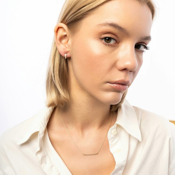 Spero London Fine Diamond Curved Bar Necklace 14ct Solid Gold