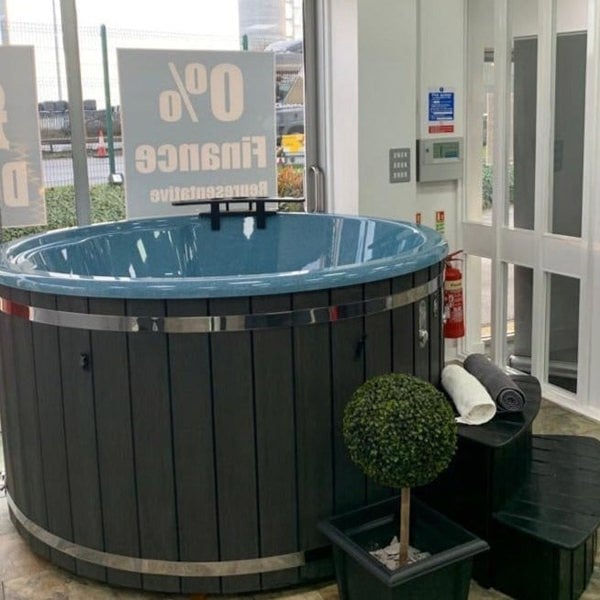 LayzeeTub XL 225cm Wood Fired 10 Person Hot Tub | External Heater | Fibreglass Liner