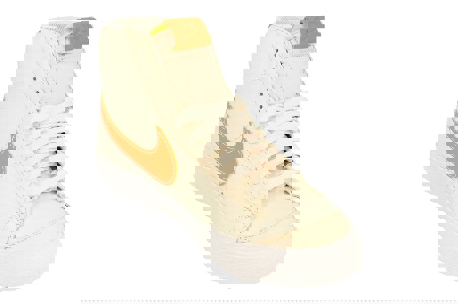 Nike Blazer Mid 77 Emb Mens Trainers Dq7674  001 - Phantom Hot Curry Pearl White 001 - Photo 3