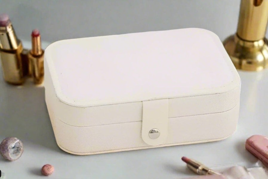Modcraft Portable Leather Jewelery Box Travel Case for Rings Necklaces Earrings Storage White
