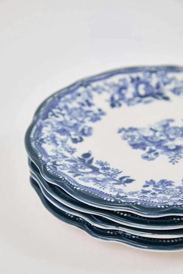 4-Piece Vintage Floral Pattern Porcelain Dessert Plate Set 21x21cm