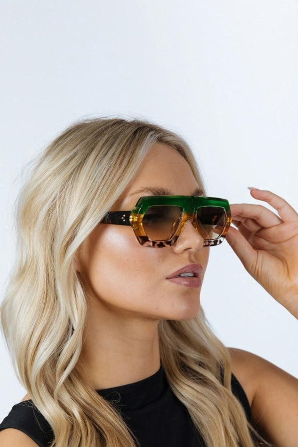 SVNX Cross-Border Flat Sunglasses in Multi Print