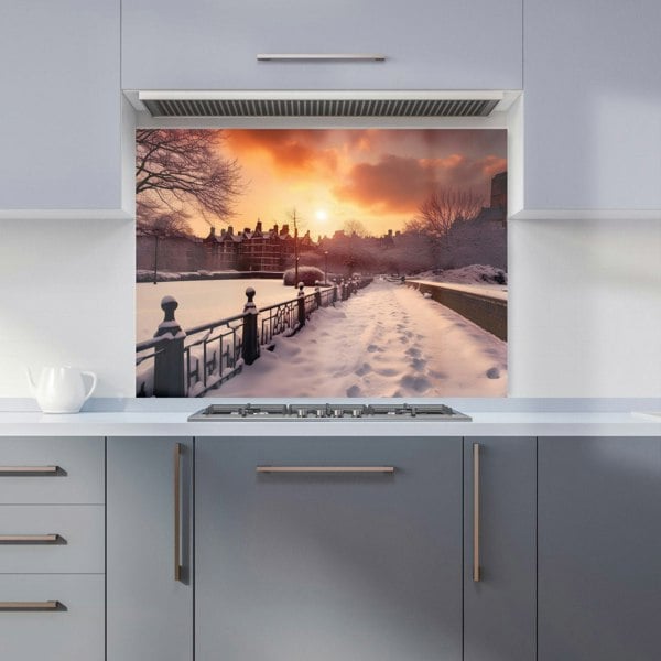 Warren Reed - Designer A Snowy Walk In London Kitchen Splashback