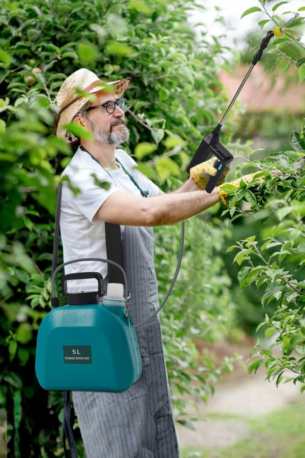 Living and Home 5L Garden Electric Sprayer USB Charging Mister with Shoulder Strap