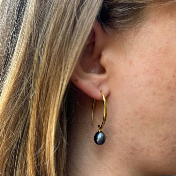 Reeves & Reeves Long Loop Peacock Pearl Earrings