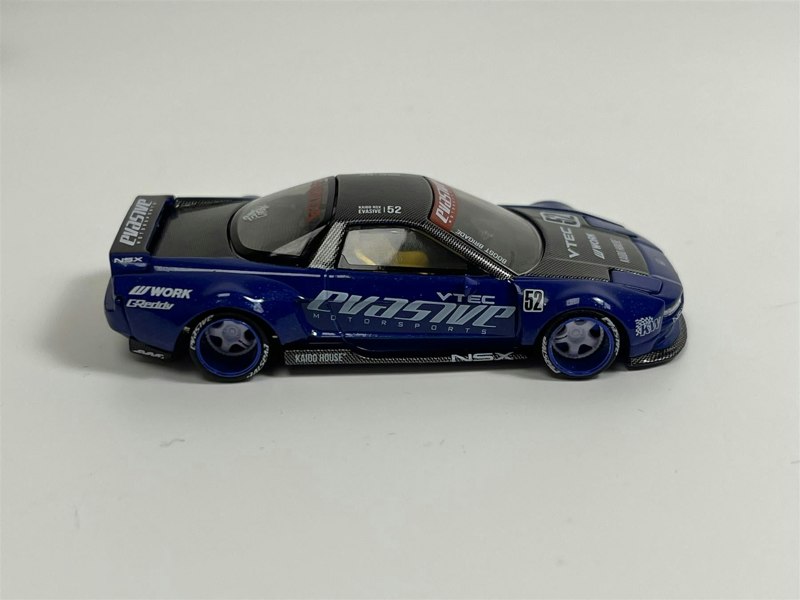 Mini GT Honda NSX Evasive V2 KHMG137 1:64 Scale KHMG137