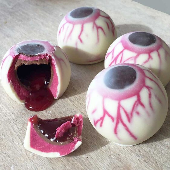 CHOC ON CHOC Chocolate Gooey Eyeballs