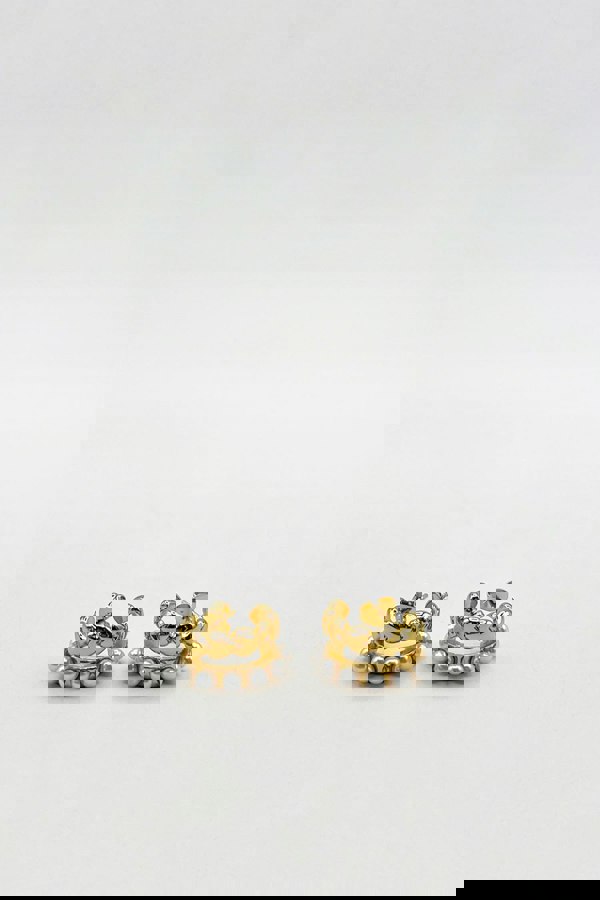 SVNX Heart Pearl Huggie Earrings