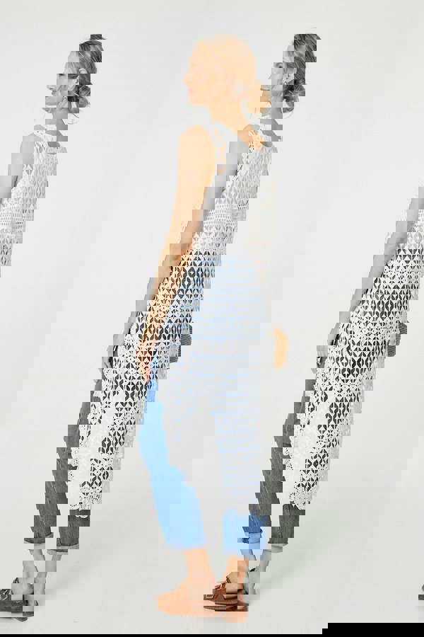 White | Lace Sleeveless High Low Top