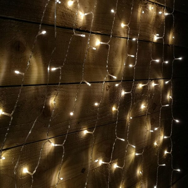 Samuel Alexander 3m Indoor Outdoor Shooting Star Multifunction LED Christmas Decoration with Timer in Warm White