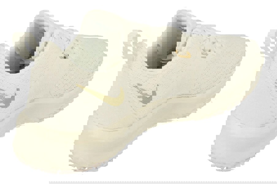 Nike Womens City Trainer 3 Ck2585  105 - White Metallic Gold Star 105 - Photo 4