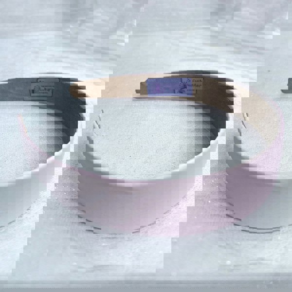 Light pink headband, smooth satin fabric, slim padded band, minimalist design, soft pastel accessory, elegant everyday hair band
