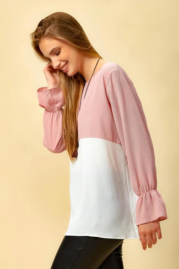 Hoxton Gal Long Sleeve Relaxed Fit Block Top with Necklace In Pink and White