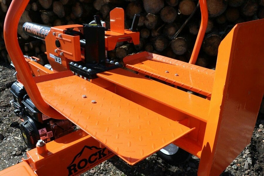 Rock Machinery 22ton Venom Log Splitter With Table